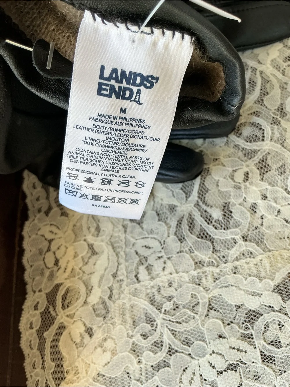 Lands' End Women's Black Leather Winter Cashmere Lined GlovesSize: Medium NWT